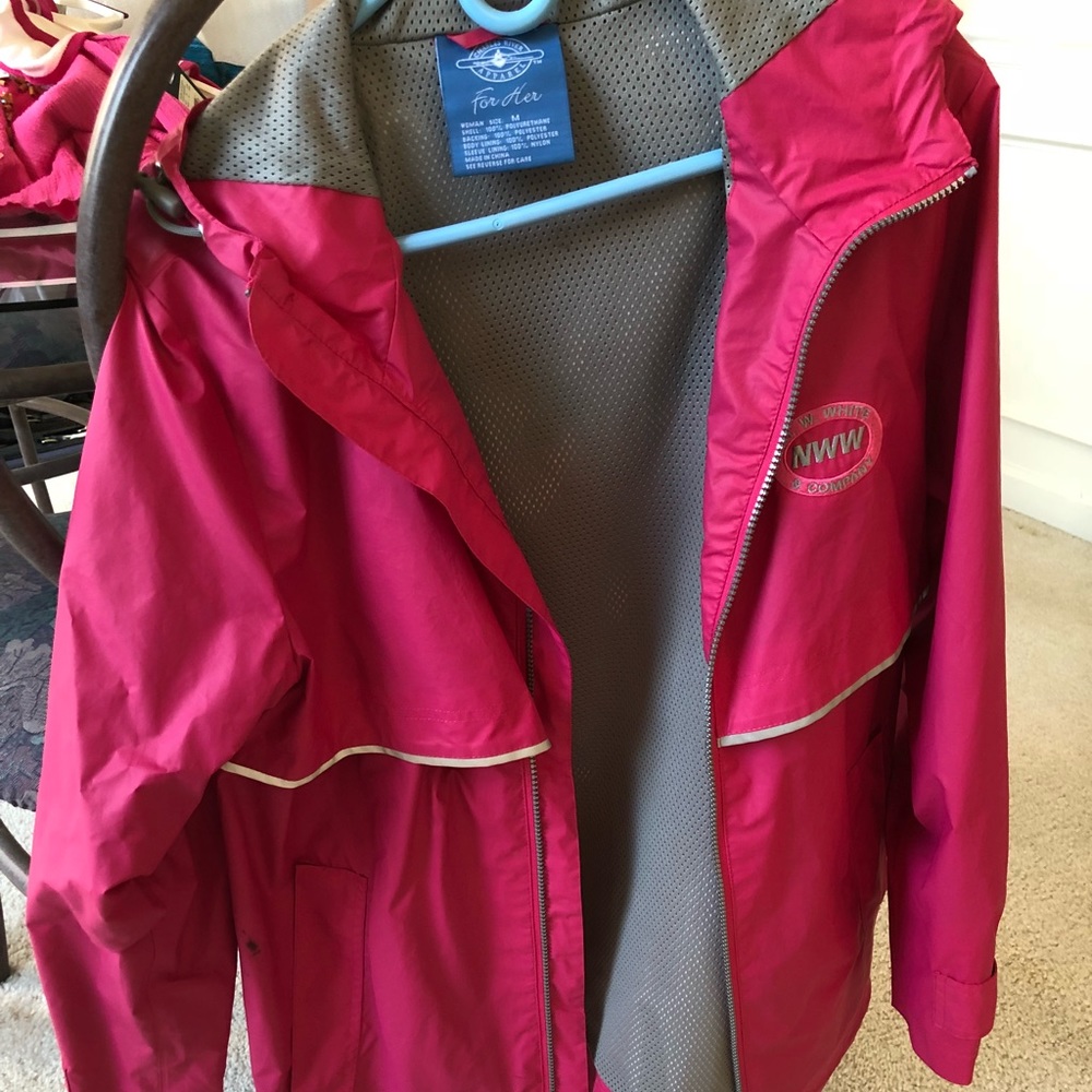 Charles River Apparel Raincoat size M